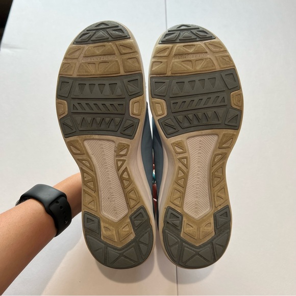 APL Techloom Bliss Sneaker Mesh Knit Light Blue Slip On Womens Sz 6.5 Eur 36.5 - Picture 11 of 15